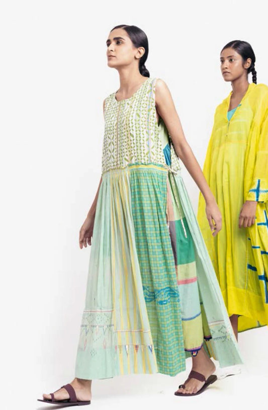 INJIRI Cotton Jamdani Applique Cotton Tunic Dress - BODHII