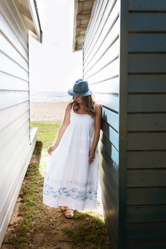 INJIRI Adeleine Ladies Cotton Jamdani slip - BODHII